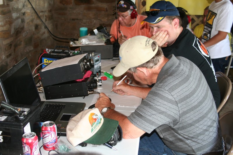 Field Day 2008 - Mike Reed, Jordan, Ross, Bill